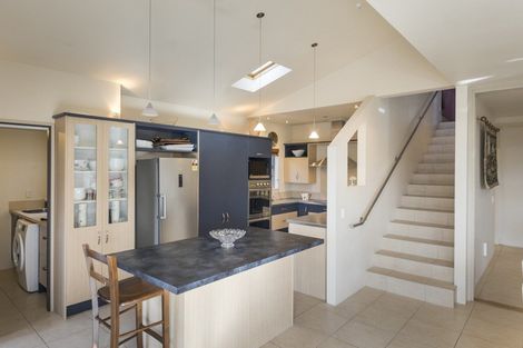 Photo of property in 47 Ruapehu Drive, Fitzherbert, Palmerston North, 4410