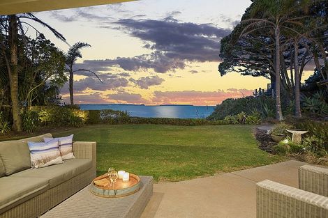 Photo of property in 24 Cliff Road, Torbay, Auckland, 0630