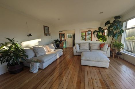 Photo of property in 6 Gordon Road, Plimmerton, Porirua, 5026