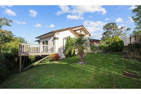 Photo of property in 4 Tern Place, Unsworth Heights, Auckland, 0632