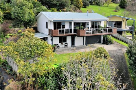 Photo of property in 105 Waireka Place, Whangamata, 3620