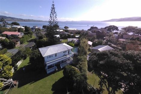 Photo of property in 2 Karoro Road, One Tree Point, 0118