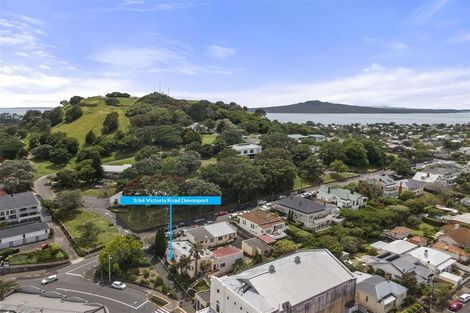 Photo of property in 3/64 Victoria Road, Devonport, Auckland, 0624