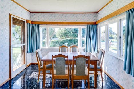 Photo of property in 290 Clifton Road, Te Awanga, 4102