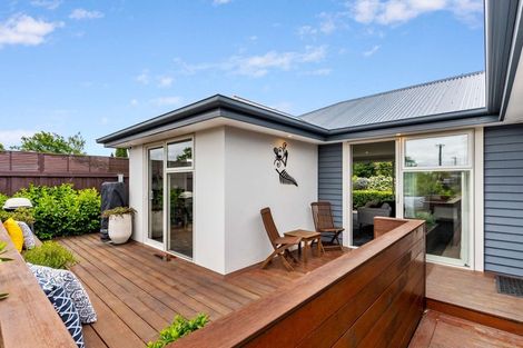 Photo of property in 414a Bower Avenue, Parklands, Christchurch, 8083