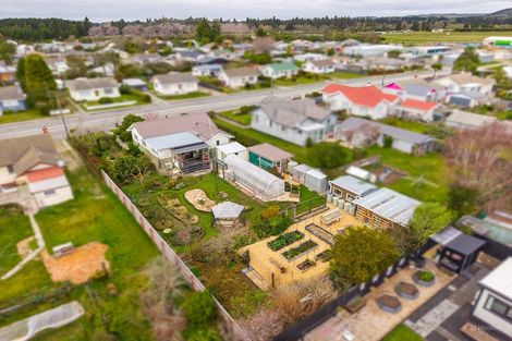 Photo of property in 8 Moorhouse Street, Waimate, 7924