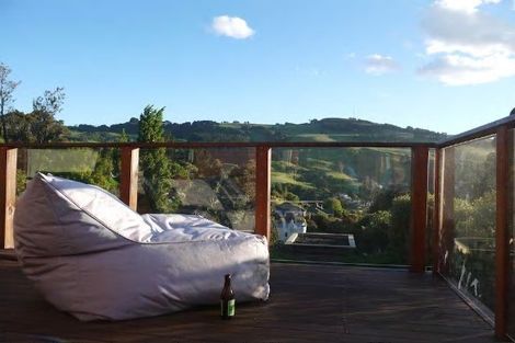 Photo of property in 28 Porterfield Street, Macandrew Bay, Dunedin, 9014