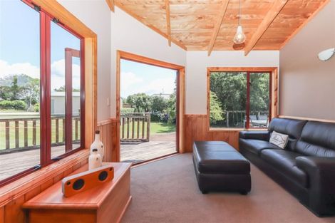 Photo of property in 13 Bosworth Street, Egmont Village, 4372