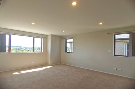 Photo of property in 48 Hughs Way, Flat Bush, Auckland, 2019
