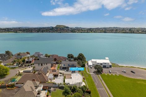 Photo of property in 9 Arkley Avenue, Farm Cove, Auckland, 2012