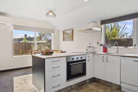 Photo of property in 182g Bay View Road, South Dunedin, Dunedin, 9012