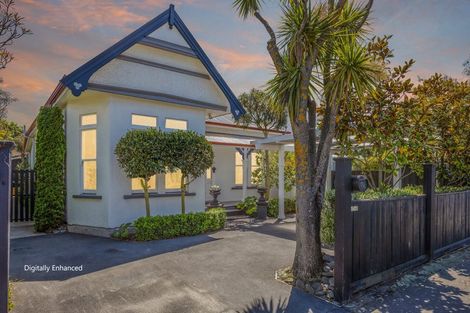 Photo of property in 131 Somerfield Street, Somerfield, Christchurch, 8024