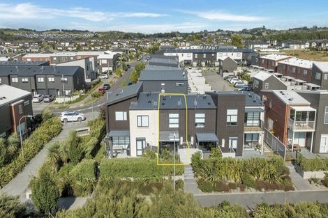 Photo of property in 16 Rorida Lane, Flat Bush, Auckland, 2019