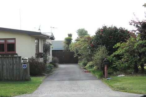 Photo of property in 123b Koutu Road, Kawaha Point, Rotorua, 3010