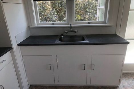 Photo of property in 1/32 Simkin Avenue, St Johns, Auckland, 1072