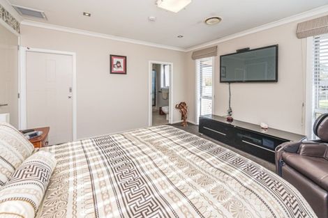 Photo of property in 5 Lithgow Drive, Otamatea, Whanganui, 4500