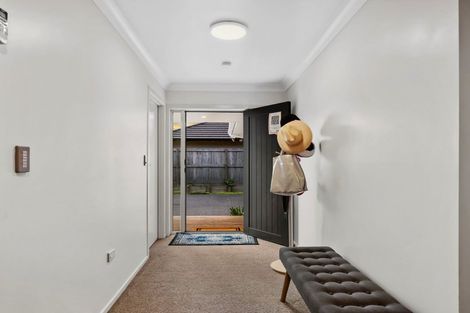 Photo of property in 2 Himalayan Close, Judea, Tauranga, 3110