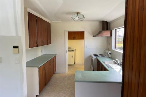 Photo of property in 13 Sispara Place, Beach Haven, Auckland, 0626