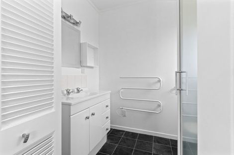 Photo of property in 90 Endeavour Avenue, Flagstaff, Hamilton, 3210