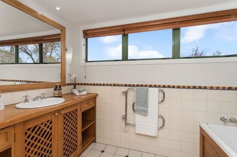 Photo of property in 31 Thornycroft Street, Fendalton, Christchurch, 8052