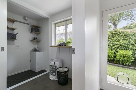 Photo of property in 65 Tirohanga Road, Tirohanga, Lower Hutt, 5010