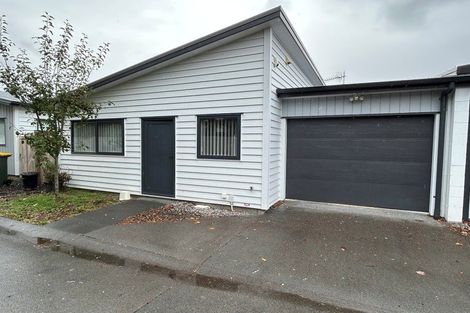 Photo of property in 61d Wellington Street, Pukekohe, 2120