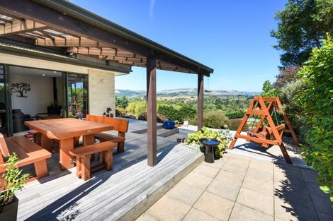 Photo of property in 70 Pacific Drive, Fitzherbert, Palmerston North, 4410