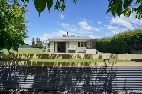 Photo of property in 18 Irvine Street, Wallacetown, 9816