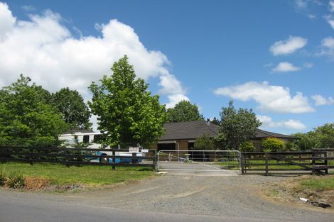 Photo of property in 601 Great South Road, Runciman, Drury, 2578