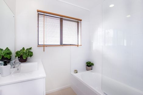 Photo of property in 49 Milan Drive, Glen Eden, Auckland, 0602