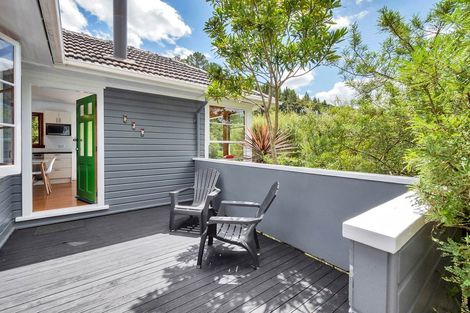 Photo of property in 21 Birdwood Road, Swanson, Auckland, 0612