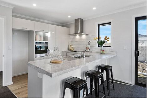 Photo of property in 30 Reuben Avenue, Rolleston, 7615