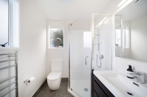 Photo of property in 71 Walworth Avenue, Pakuranga Heights, Auckland, 2010