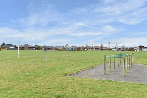 Photo of property in 19 Lancewood Way, Rangiora, 7400