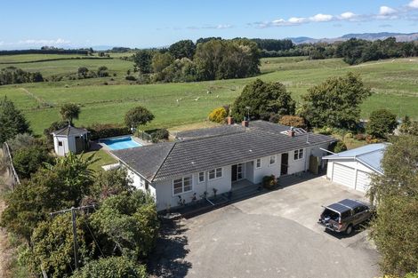 Photo of property in 194 Lindsay Road, Levin, 5510