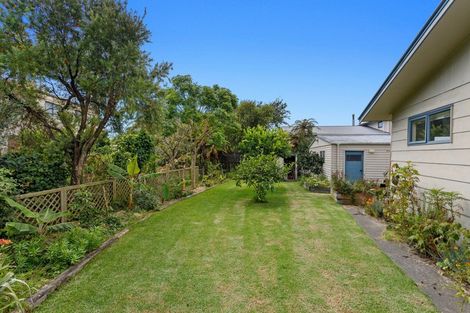 Photo of property in 10 Bluett Road, Ohope, 3121
