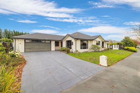 Photo of property in 29 Putake Drive, Parklands, Christchurch, 8083