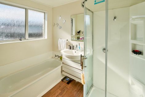 Photo of property in 87b Ward Street, Wallaceville, Upper Hutt, 5018