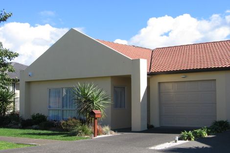 Photo of property in 41b Riverstone Road, Te Atatu Peninsula, Auckland, 0610