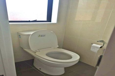 Photo of property in 10 Tern Place, Unsworth Heights, Auckland, 0632