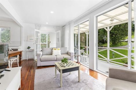 Photo of property in 27 Langton Road, Stanmore Bay, Whangaparaoa, 0932