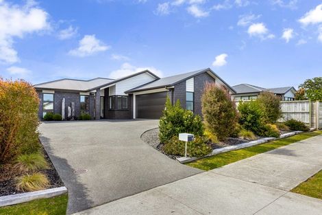 Photo of property in 7 Tilly Lane, Huapai, Kumeu, 0810