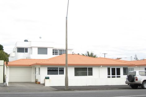 Photo of property in 472 Devon Street East, Strandon, New Plymouth, 4312