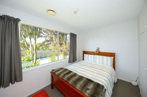 Photo of property in 39 Camden Street, Redwood, Christchurch, 8051