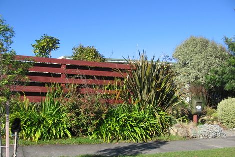 Photo of property in 2 Holdsworth Avenue, Milson, Palmerston North, 4414