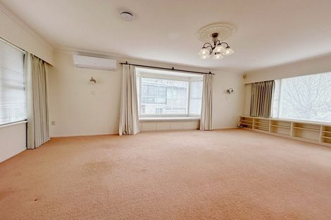 Photo of property in 24 Waitemata Road, Hauraki, Auckland, 0622