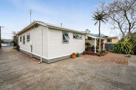 Photo of property in 79 Argyle Street, Hawera, 4610