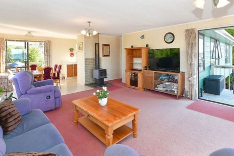 Photo of property in 16 Snells Beach Road, Snells Beach, 0920