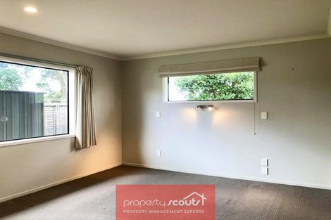 Photo of property in 33a Lismore Street, Strandon, New Plymouth, 4312