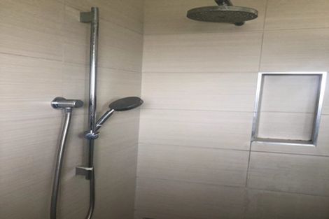 Photo of property in 34 Roberts Avenue, Bayswater, Auckland, 0622